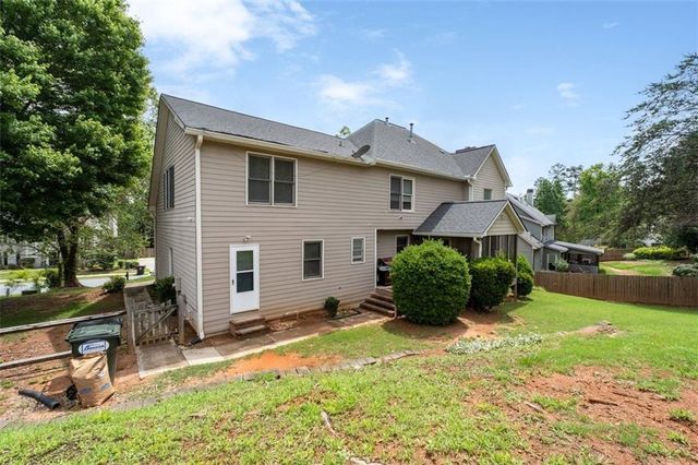 5255 Camden Lake Parkway NW, Acworth, GA 30101