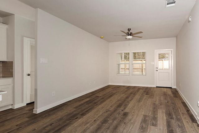 7922 Alset Drive, Magnolia, TX 77354