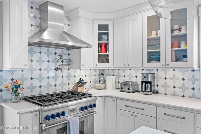 57 Villa Place, Eatontown, NJ 07724