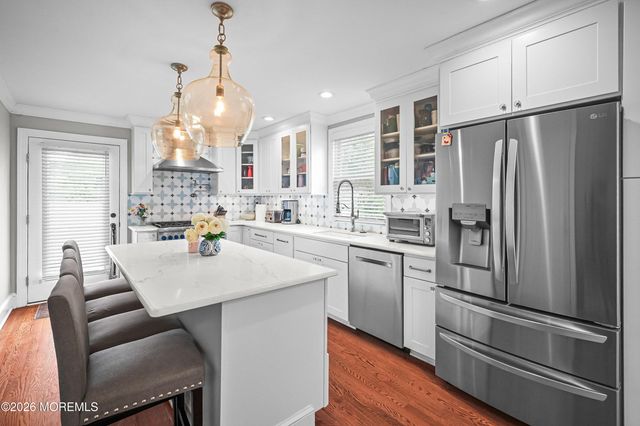 57 Villa Place, Eatontown, NJ 07724