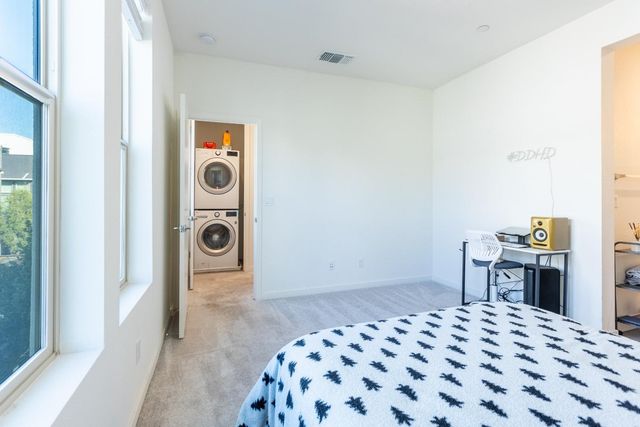 191 Log Pond Ln, Sacramento, CA 95818