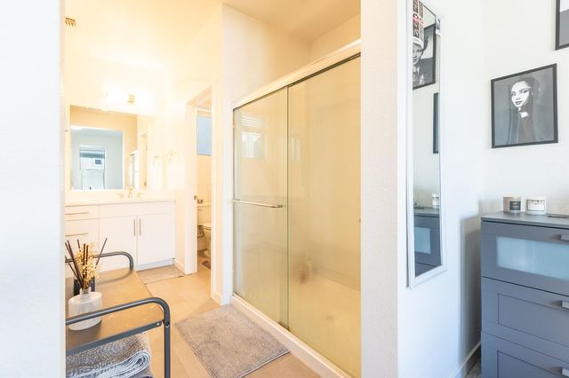 191 Log Pond Ln, Sacramento, CA 95818