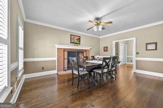 110 Amsterdam Drive SW, Lilburn, GA 30047