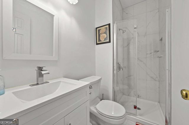 110 Amsterdam Drive SW, Lilburn, GA 30047