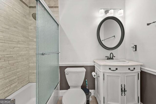 110 Amsterdam Drive SW, Lilburn, GA 30047