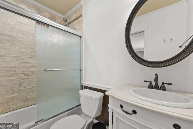 110 Amsterdam Drive SW, Lilburn, GA 30047