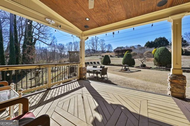 110 Amsterdam Drive SW, Lilburn, GA 30047