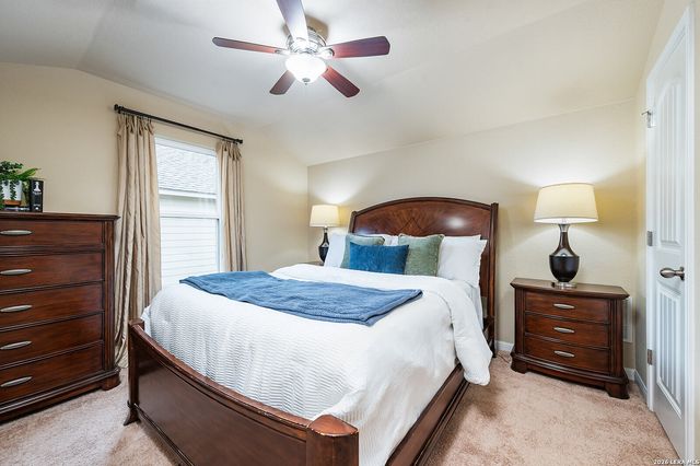 10622 Larch Grove Ct, Helotes, TX 78023