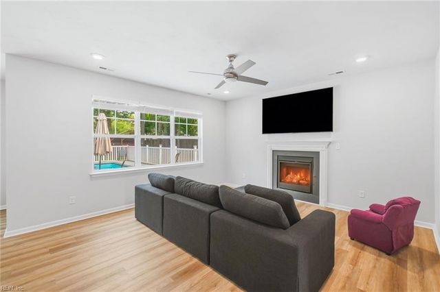 4026 Scotfield DR, Chesapeake, VA 23321