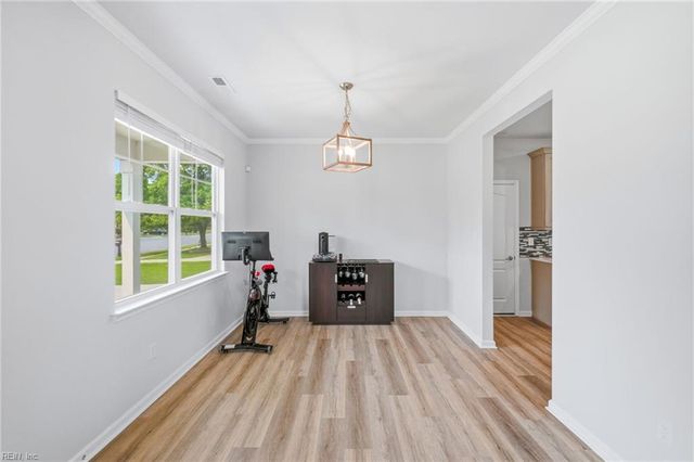 4026 Scotfield DR, Chesapeake, VA 23321