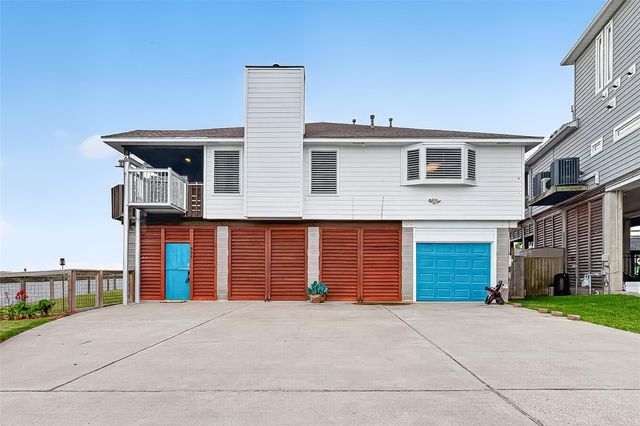 925 Bonita Street, Bayou Vista, TX 77563