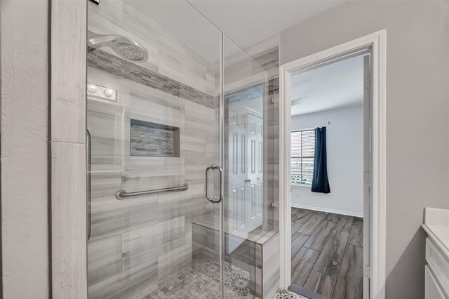 925 Bonita Street, Bayou Vista, TX 77563