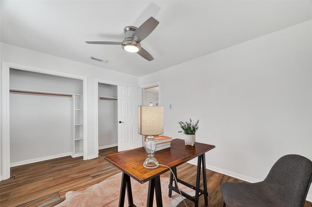 925 Bonita Street, Bayou Vista, TX 77563