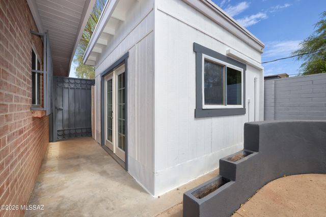 5936 E 2nd Street, Tucson, AZ 85711