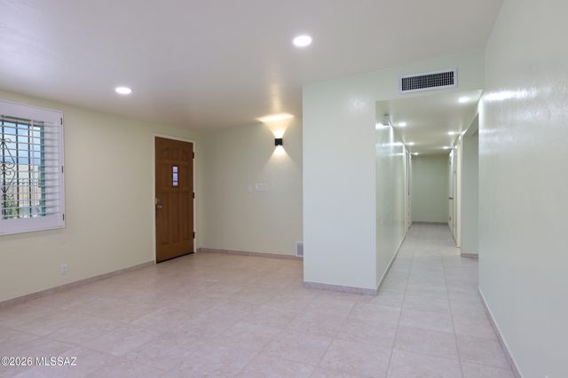 5936 E 2nd Street, Tucson, AZ 85711