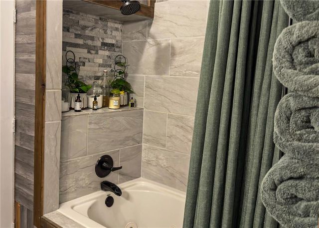 21&26 Buckskin Drive, Linn Valley, KS 66040