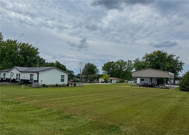21&26 Buckskin Drive, Linn Valley, KS 66040