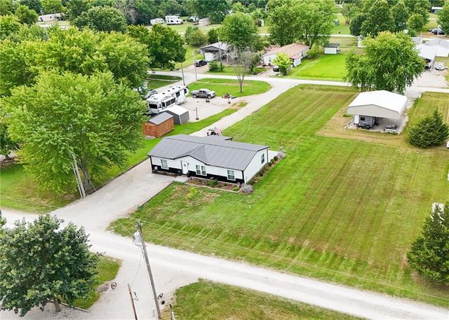 21&26 Buckskin Drive, Linn Valley, KS 66040
