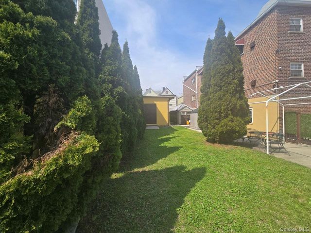 1405 Saint Lawrence Avenue, Bronx, NY 10472