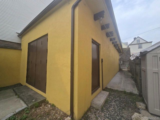 1405 Saint Lawrence Avenue, Bronx, NY 10472