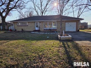 531 S BARNEWOLT Drive, Peoria, IL 61604