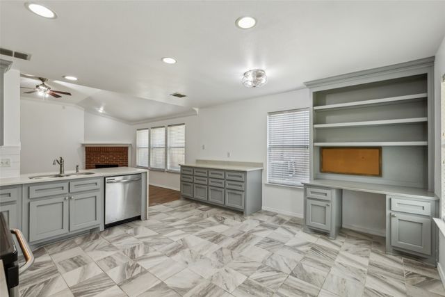 8828 Tumbleweed Drive, Cross Roads, TX 76227