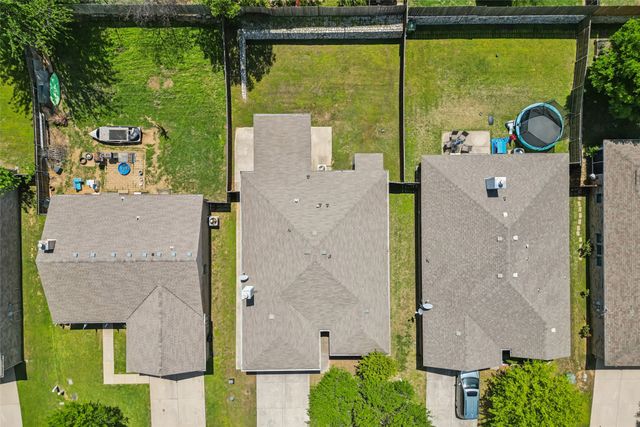 8828 Tumbleweed Drive, Cross Roads, TX 76227
