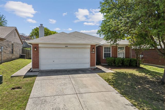 8828 Tumbleweed Drive, Cross Roads, TX 76227