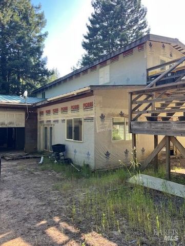 10600 North Fork Dr, Comptche, CA 95427