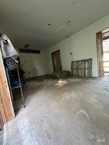 10600 North Fork Dr, Comptche, CA 95427