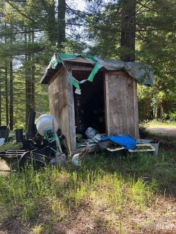 10600 North Fork Dr, Comptche, CA 95427