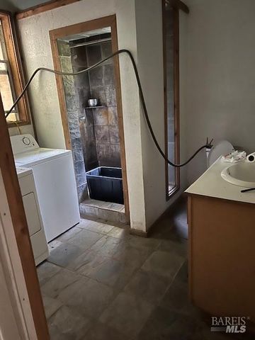 10600 North Fork Dr, Comptche, CA 95427