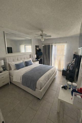 1220 71st St 38, Miami Beach, FL 33141