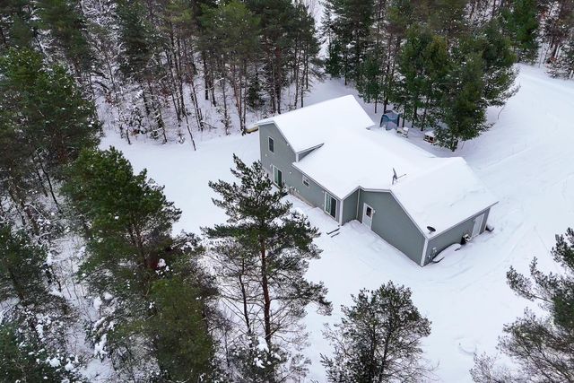 19090 Creekside, Inland Twp, MI 49643