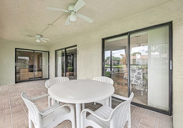 10851 Palm Lake Avenue 101, Boynton Beach, FL 33437