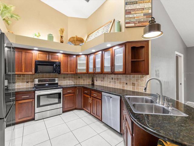 18602 WINDING OAKS BOULEVARD, Hudson, FL 34667