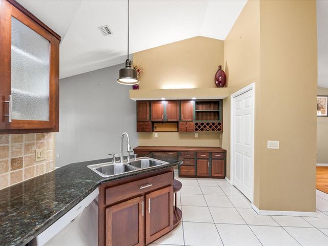 18602 WINDING OAKS BOULEVARD, Hudson, FL 34667