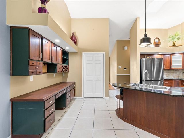 18602 WINDING OAKS BOULEVARD, Hudson, FL 34667