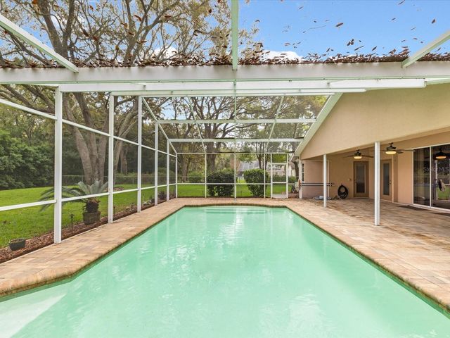 18602 WINDING OAKS BOULEVARD, Hudson, FL 34667