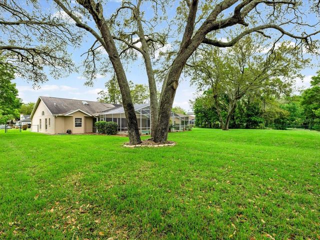 18602 WINDING OAKS BOULEVARD, Hudson, FL 34667