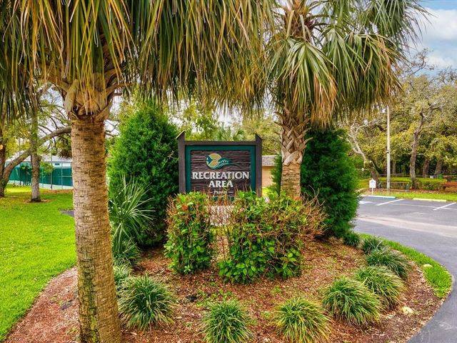 18602 WINDING OAKS BOULEVARD, Hudson, FL 34667