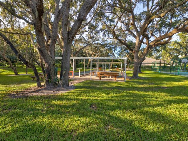 18602 WINDING OAKS BOULEVARD, Hudson, FL 34667