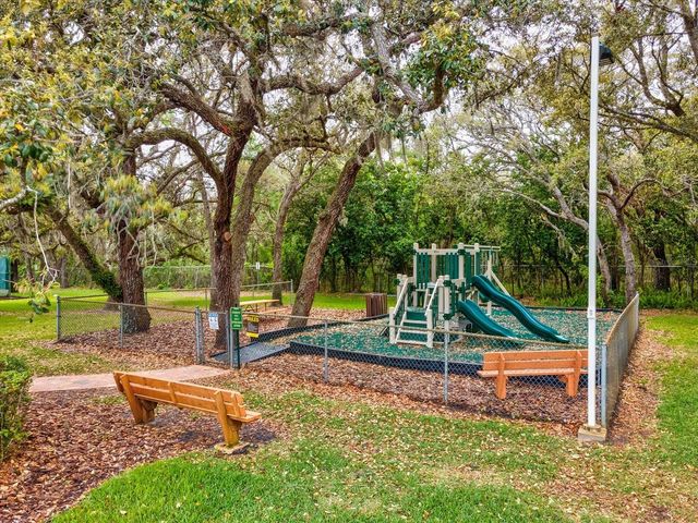 18602 WINDING OAKS BOULEVARD, Hudson, FL 34667