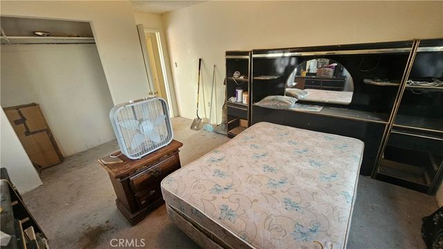 56727 Cone Boulevard, Landers, CA 92285