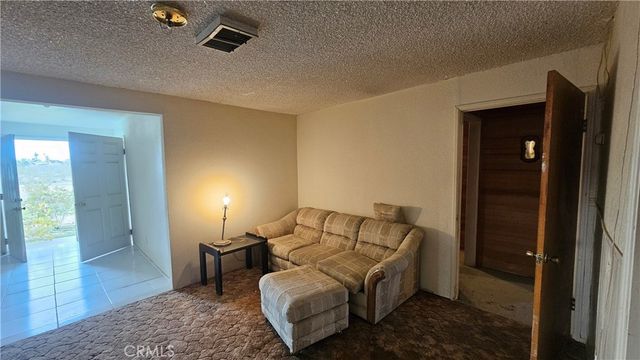 56727 Cone Boulevard, Landers, CA 92285