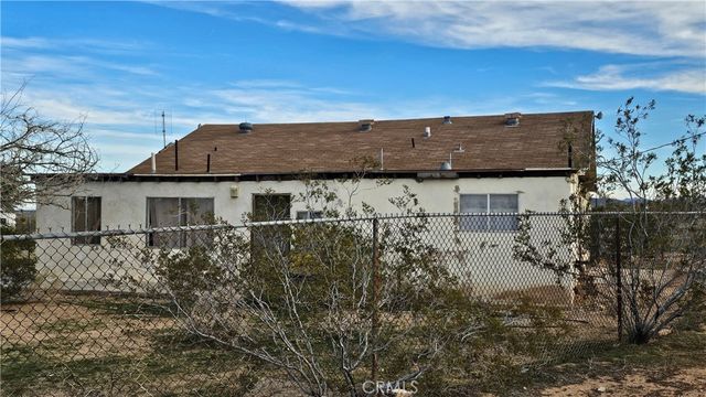 56727 Cone Boulevard, Landers, CA 92285