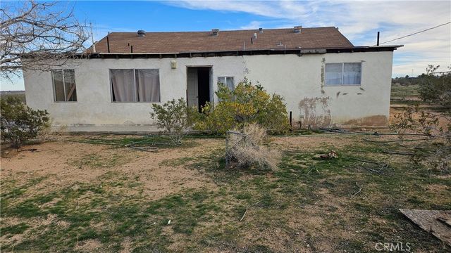 56727 Cone Boulevard, Landers, CA 92285