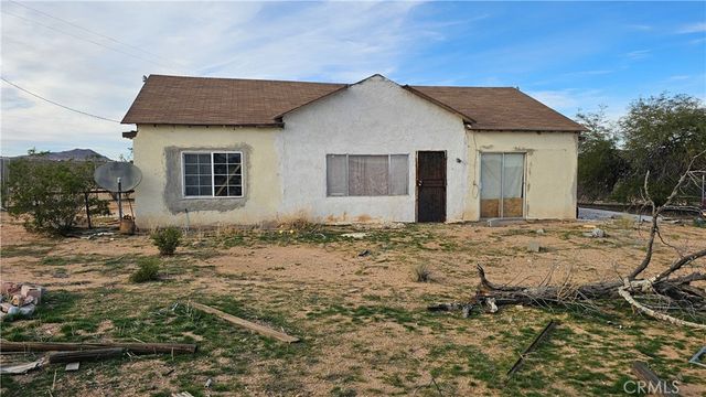 56727 Cone Boulevard, Landers, CA 92285