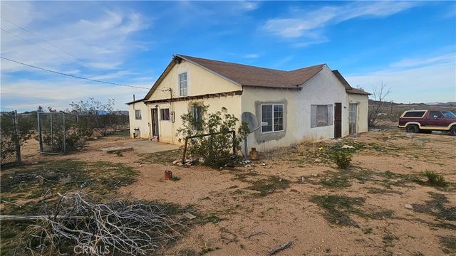 56727 Cone Boulevard, Landers, CA 92285