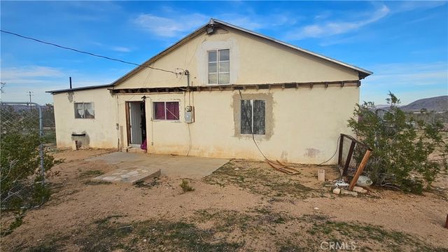 56727 Cone Boulevard, Landers, CA 92285